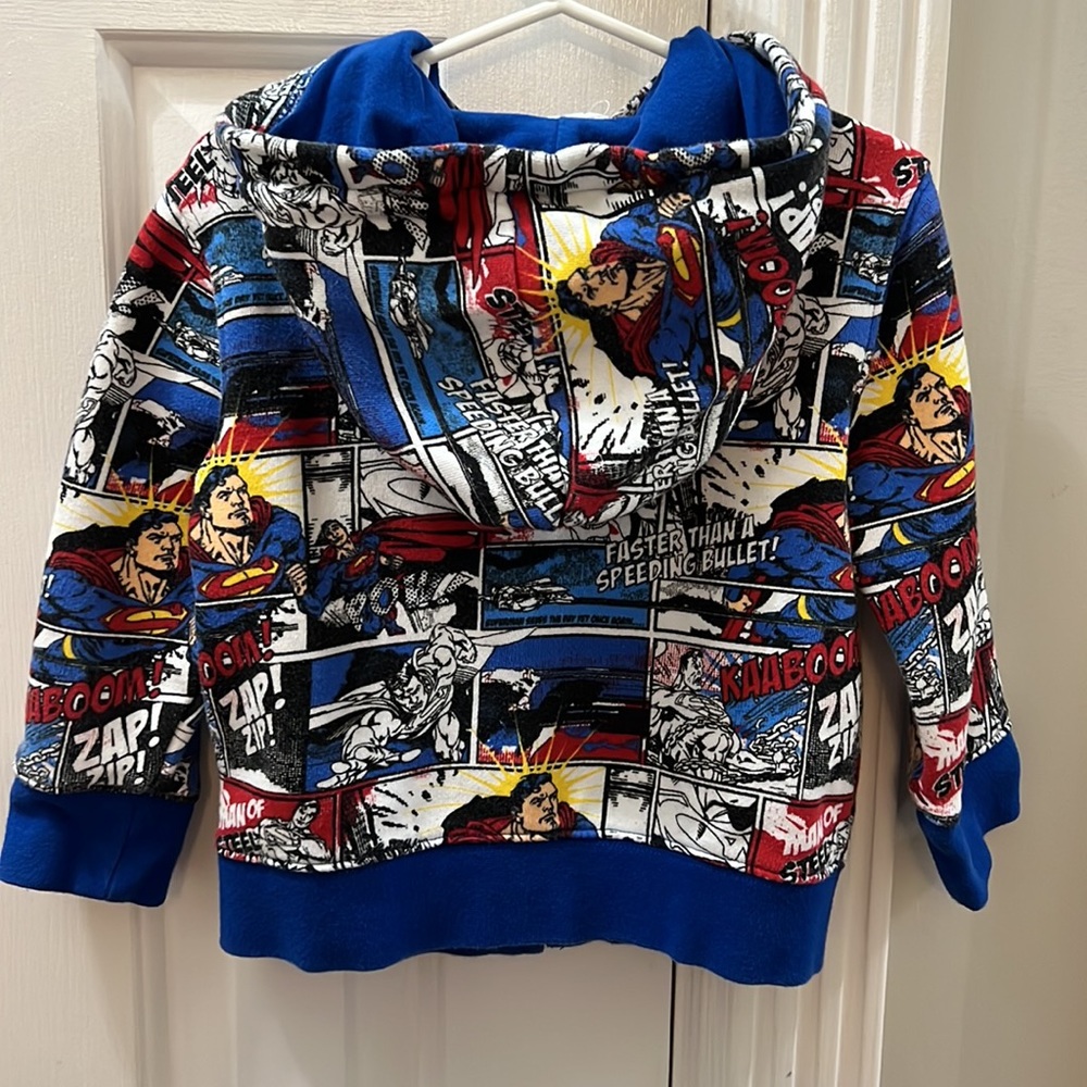 Gap Brand Toddler Boy's Superman zip-up hooded jacket, 2t - Picture 6 of 7